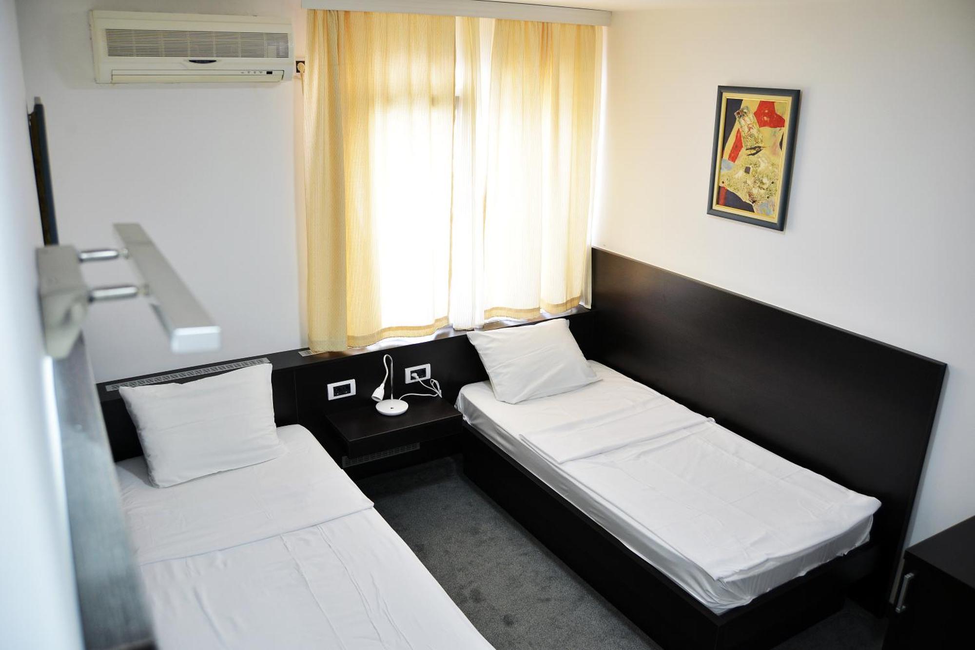 Hotel Golf ครูเชวัซ ห้อง รูปภาพ