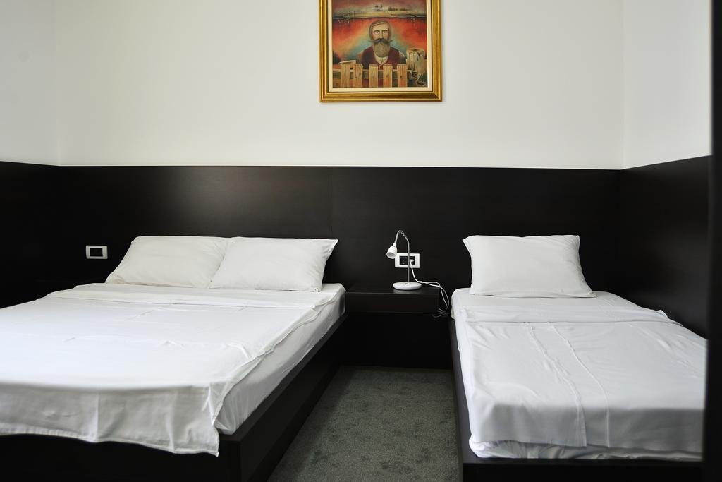 Hotel Golf ครูเชวัซ ห้อง รูปภาพ